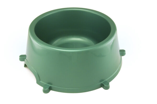 Very large plastic dog bowl for large dogs with anti sliding rubber feet